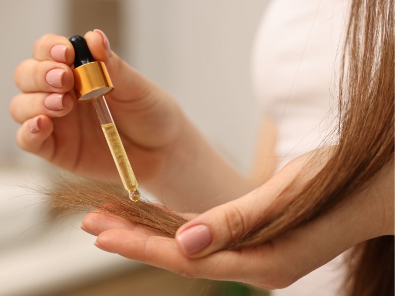 como aplicar óleo de rosa mosqueta no cabelo​ liso